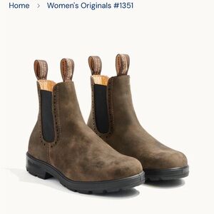 New in Box Blundstone Women's Originals Brown Boots Size 6